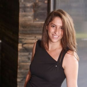 Meet your Posher, Candice